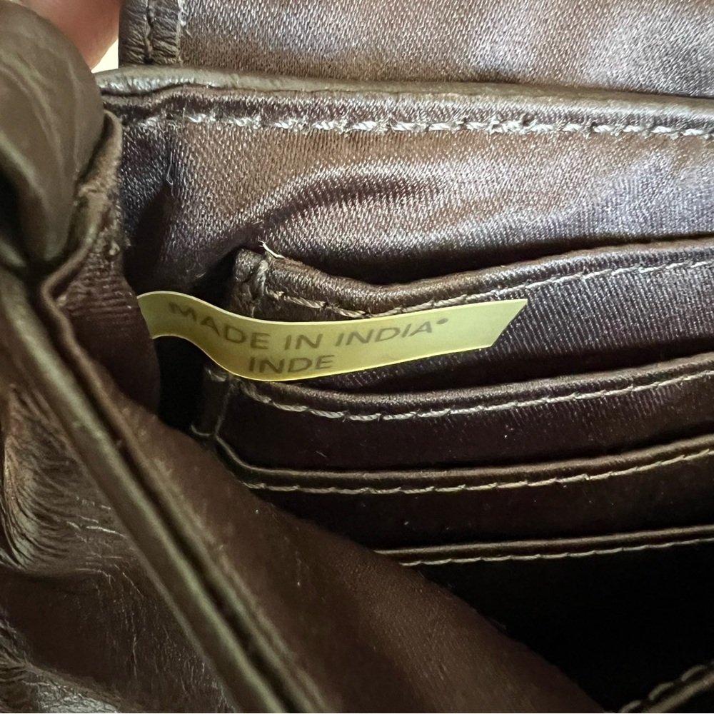 Vintage Coach Pebbled Brown Wristlet - Picture 9 of 10